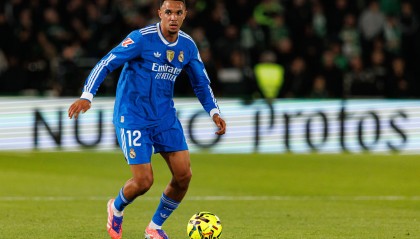 九游体验-阿斯：阿韦洛亚对阿诺德有信心，谈话不是通知离队而是表达支持